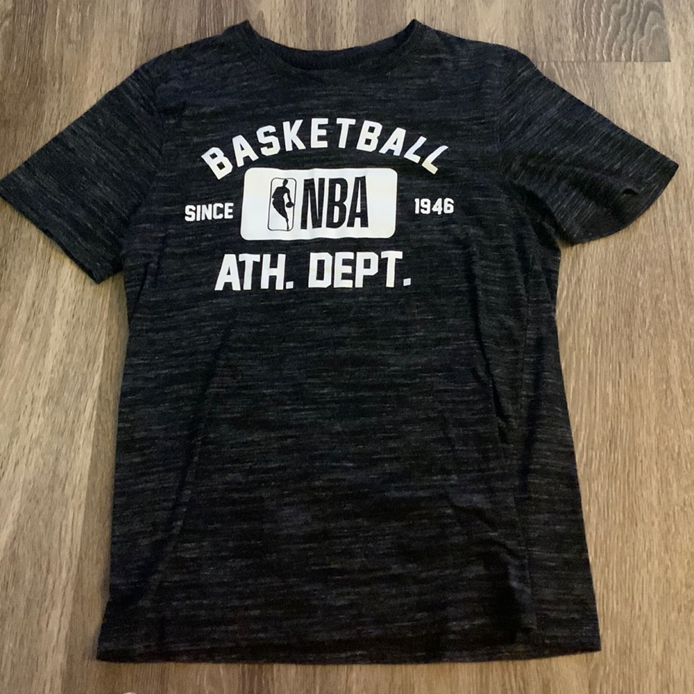 Heathered black NBA tshirt